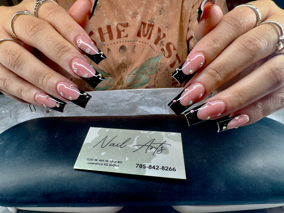 Nail Arts - Nail Salon in Lawrence, KS 66044